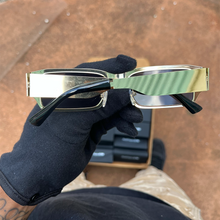 Load image into Gallery viewer, Gold Y2K Slick Frames