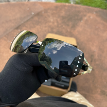 Load image into Gallery viewer, Black Y2K Chic Frames