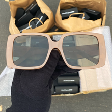 Load image into Gallery viewer, Sweet Love Mocha Frames