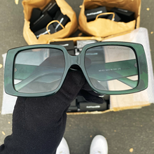 Load image into Gallery viewer, Sweet Love Green Frames