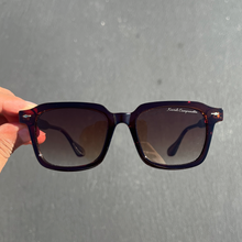 Load image into Gallery viewer, Brown Capri Frames
